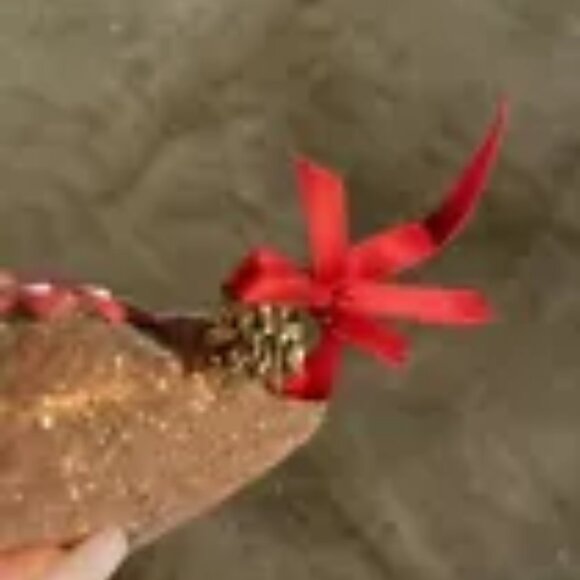 NEIMAN MARCUS Christmas Collectible 2010 GLASS ORNAMENT Tree Decoration - Picture 3 of 16